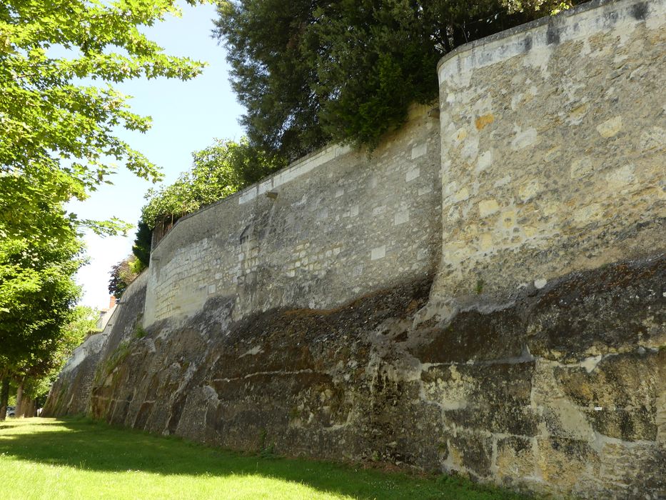 vue partielle de l’enceinte