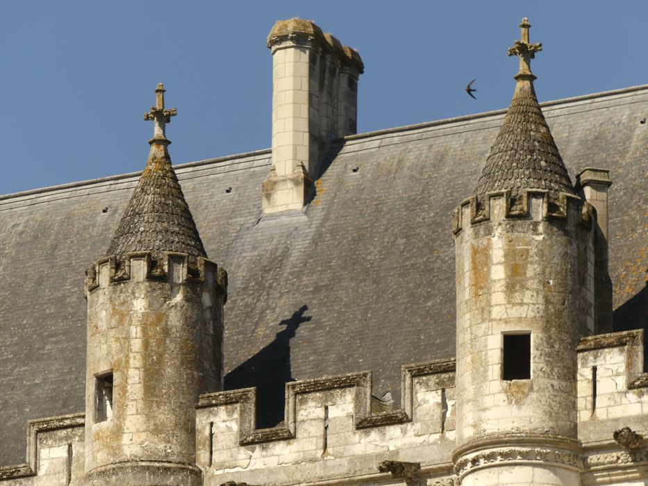 logis royal, façade est, détail des tourelles