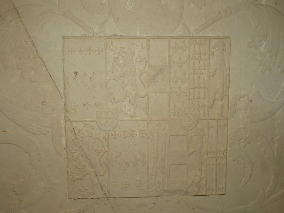 bas-relief armorié n°1, détail