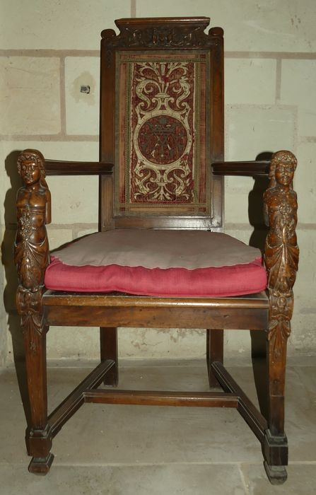 Fauteuil de célébrant