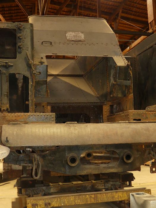 locomotive à vapeur : tender 38 A 16, vue partielle