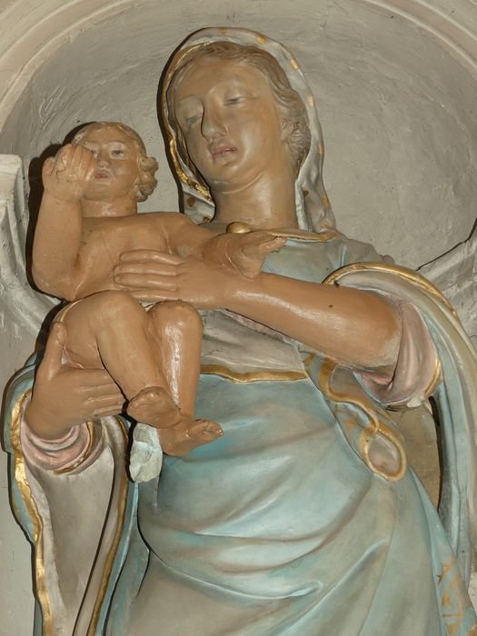 Statue : Vierge à l'Enfant