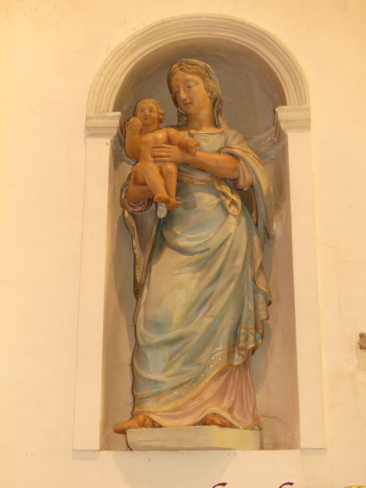 statue : Vierge à l'Enfant