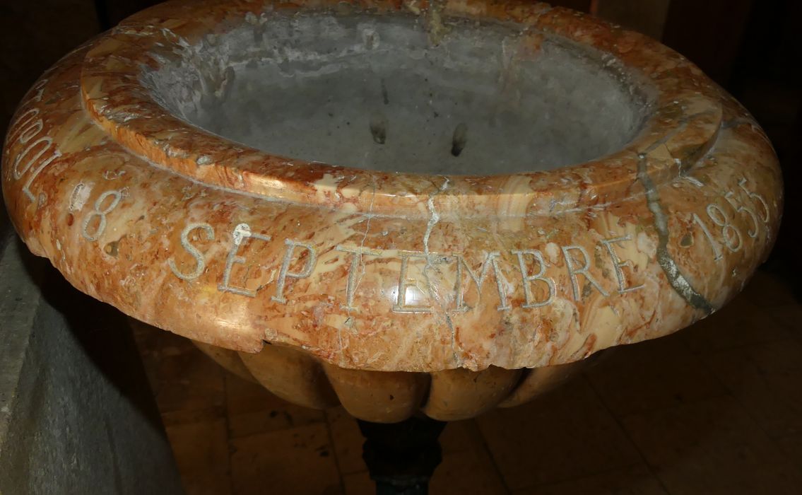 bénitier, détail de l’inscription