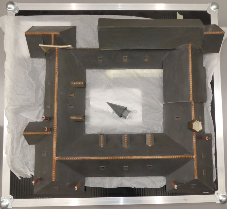 maquette de la toiture du couvent du carmel de Tours