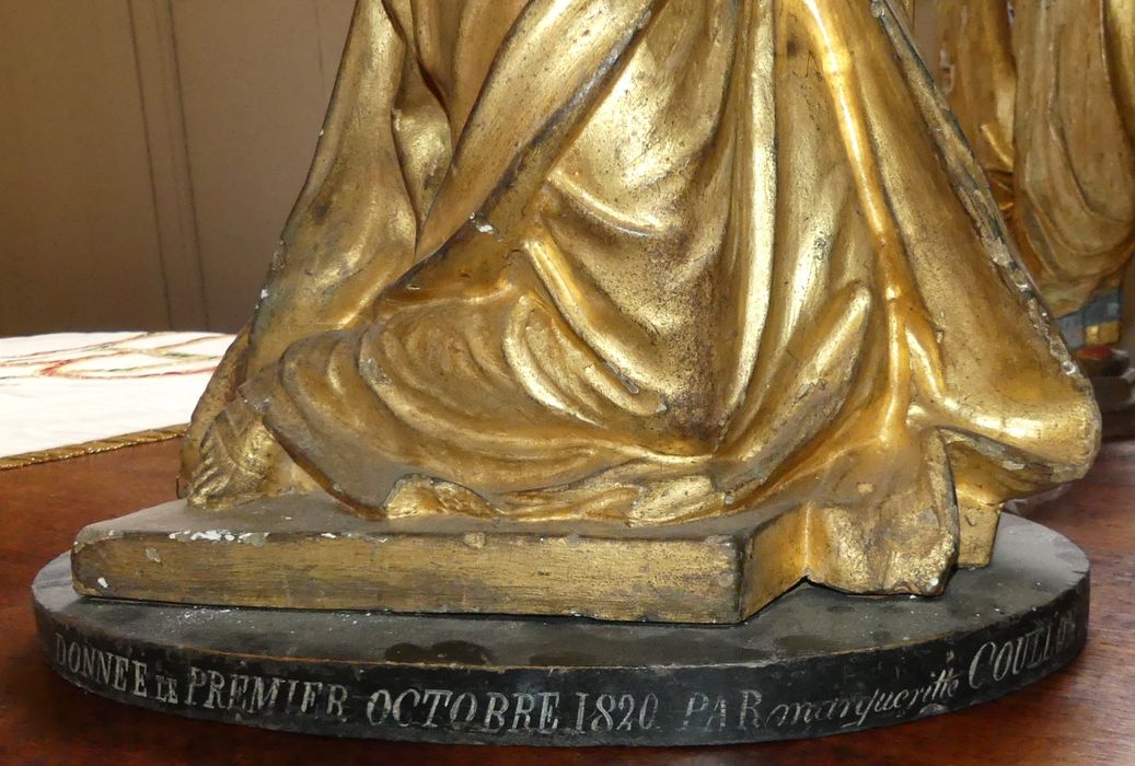 statue : Sainte Apolline, détail de l’inscription