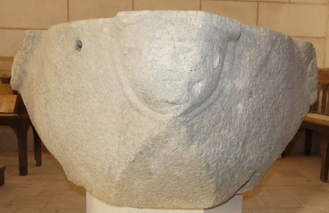 cuve baptismale