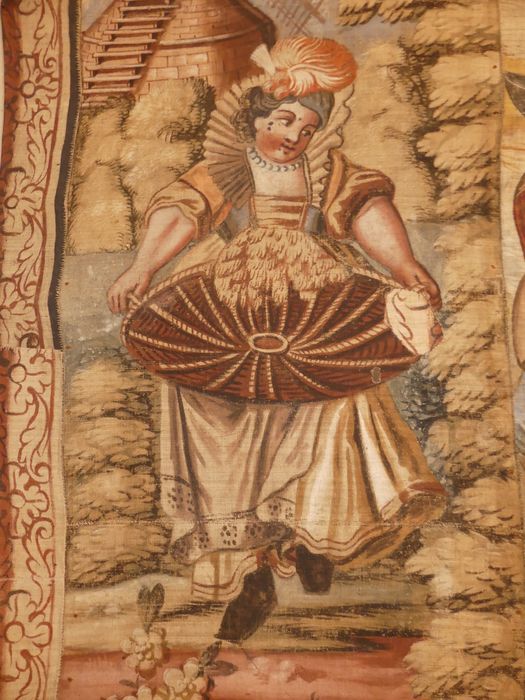 fragment de carton de tapisserie : Don Quichotte conduit par la Folie sort de chez lui pour être fait chevalier errant, détail