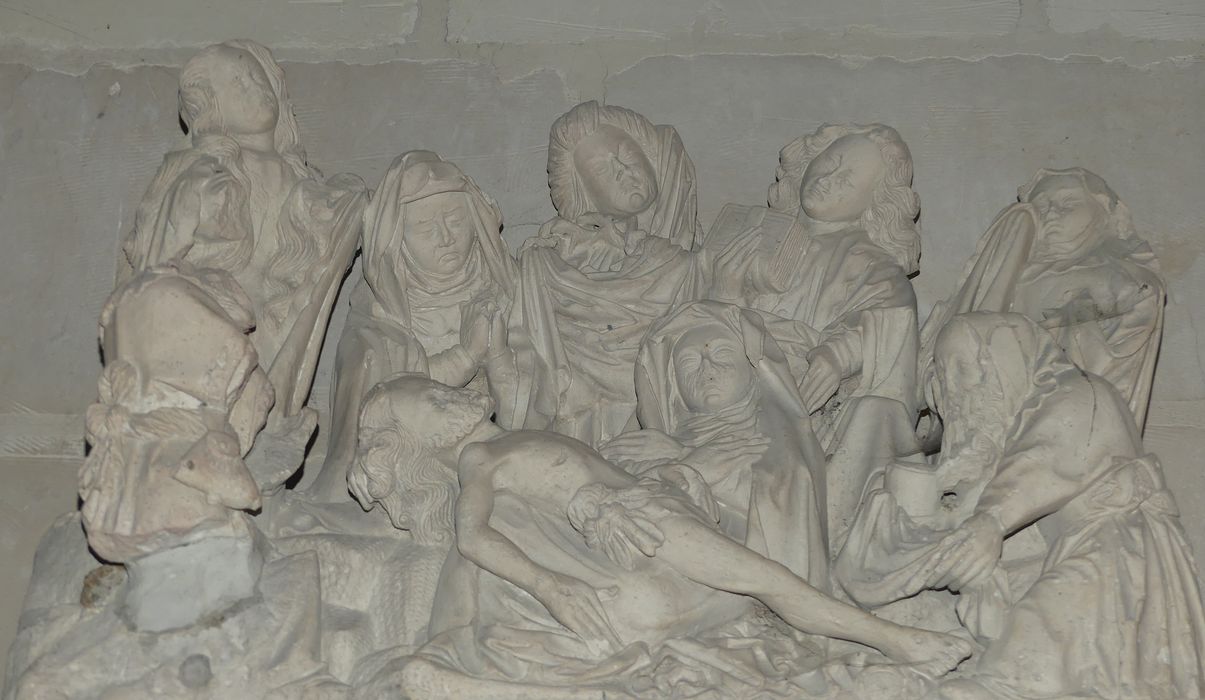 groupe sculpté : Mise au tombeau (la)