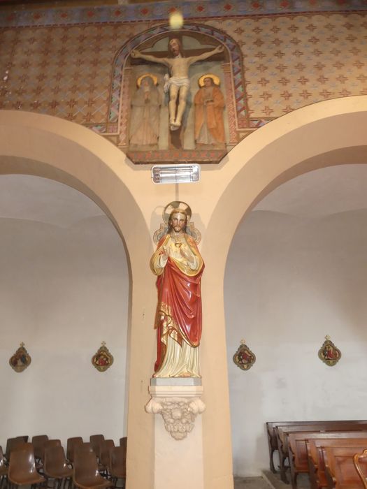 statue : Christ du Sacré-Coeur