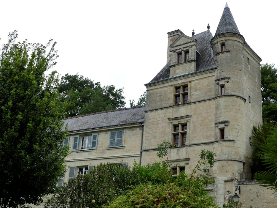 façade sud-ouest, vue partielle