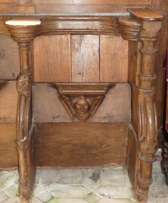 stalles, vue partielle