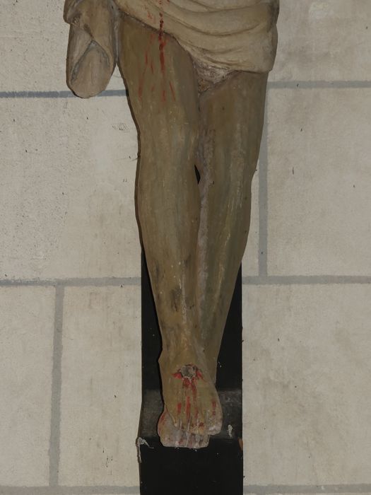 statue : Christ en croix (le), détail