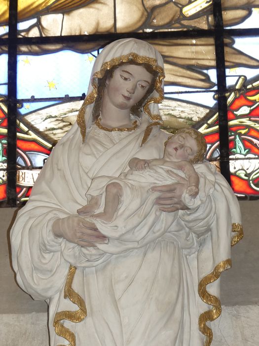 Statue : Vierge à l'Enfant