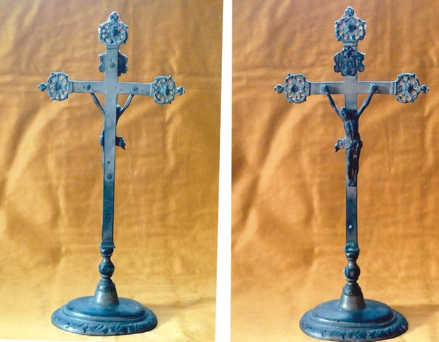 Croix d'autel