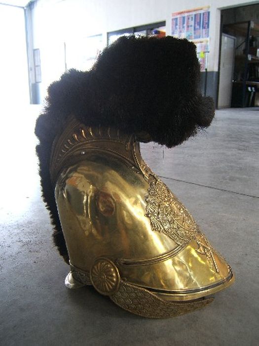 casque d'apparat - © Ministère de la Culture (France), Conservation des antiquités et des objets de l’Isère – Tous droits réservés