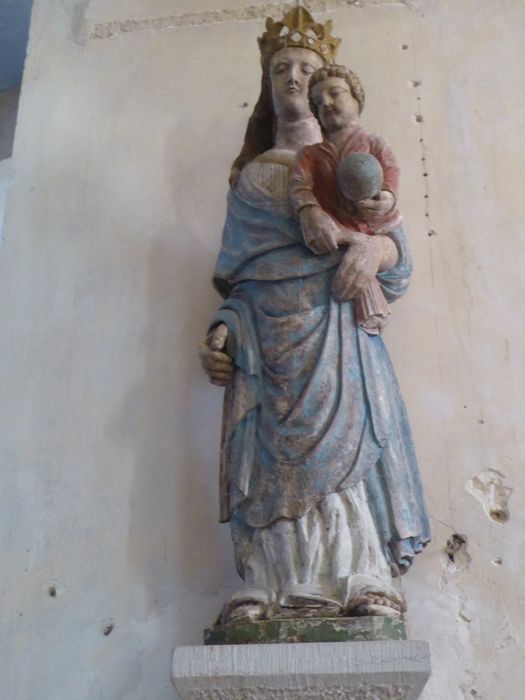 statue : Vierge à l'Enfant