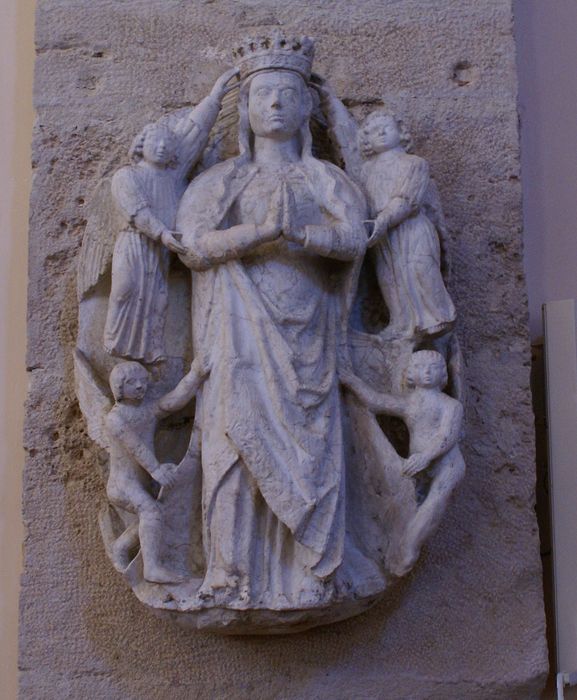 groupe sculpté : L'Assomption de la Vierge