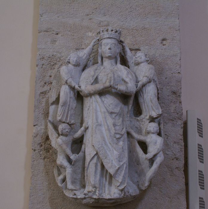 groupe sculpté : L'Assomption de la Vierge