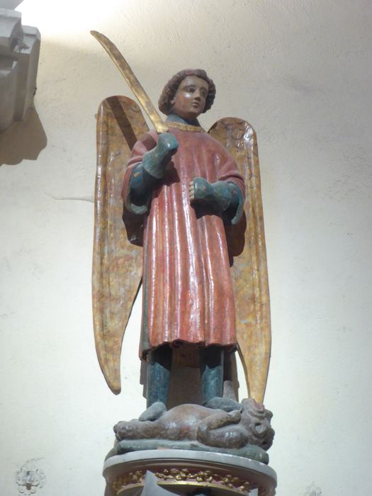 statue : saint Michel - © Ministère de la Culture (France), Conservation des antiquités et des objets d’art du Jura – Tous droits réservés