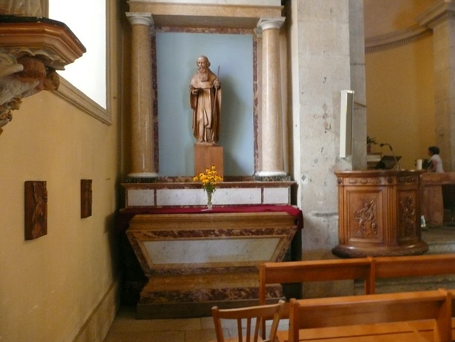 statue : Saint Antoine