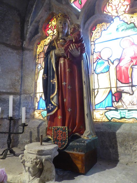 Statue : Vierge à l'Enfant