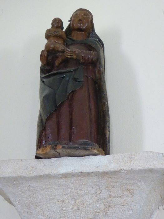 statue : Vierge à l'Enfant - © Ministère de la Culture (France), Conservation des antiquités et des objets d’art du Jura – Tous droits réservés