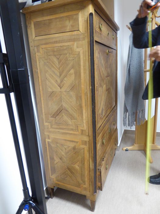 secrétaire à abattant - © Ministère de la Culture (France), Conservation des antiquités et des objets d’art du Jura – Tous droits réservés