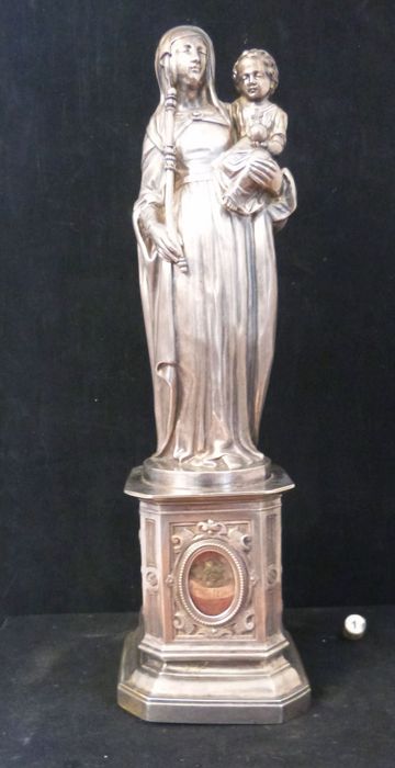 Statue : Vierge à l'Enfant