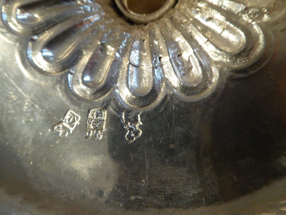 calice, détail des poinçons - © Ministère de la Culture (France), Conservation des antiquités et des objets d’art du Jura – Tous droits réservés