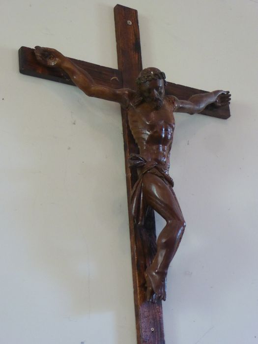 croix : Christ en croix - © Ministère de la Culture (France), Conservation des antiquités et des objets d’art du Jura – Tous droits réservés