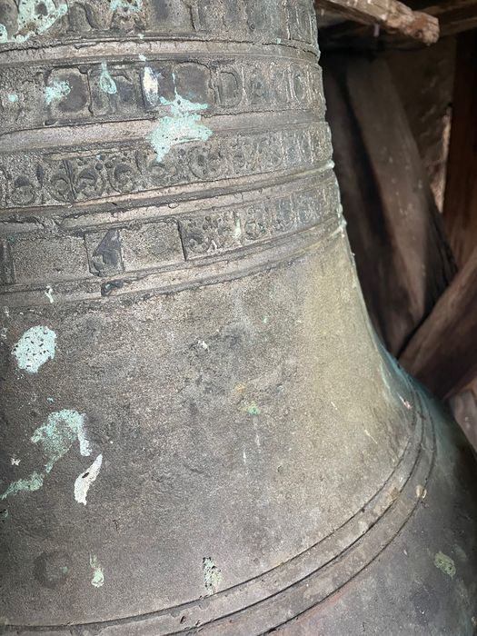 cloche, détail des registres