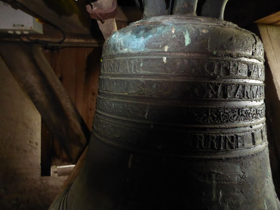 cloche, détail des registres