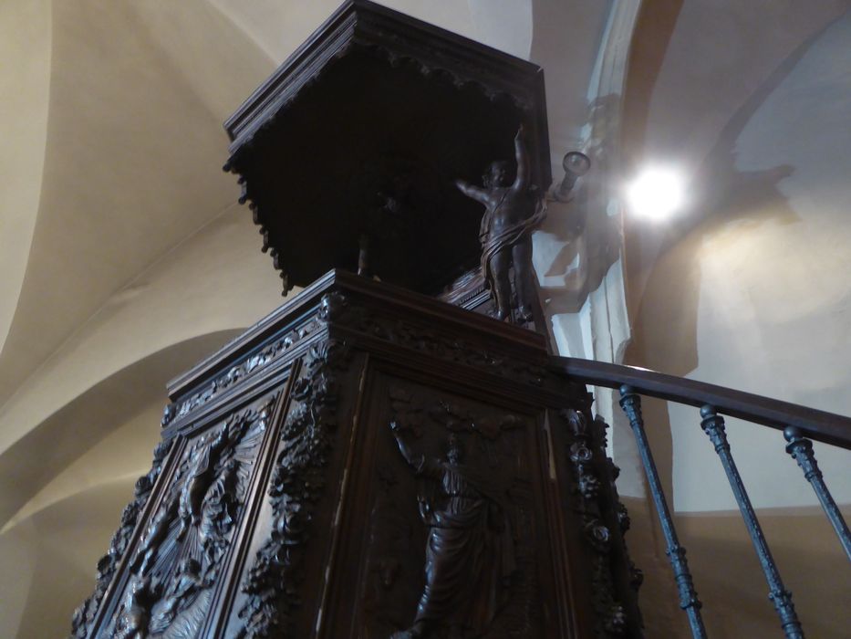 chaire à prêcher, vue partielle