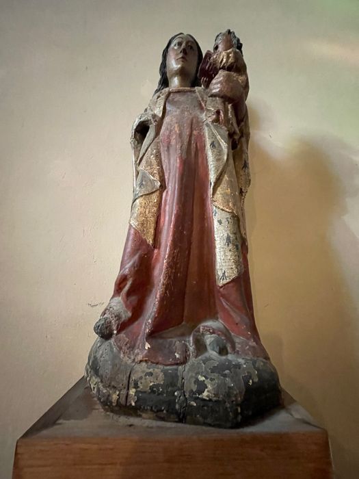 statue : Vierge à l'Enfant