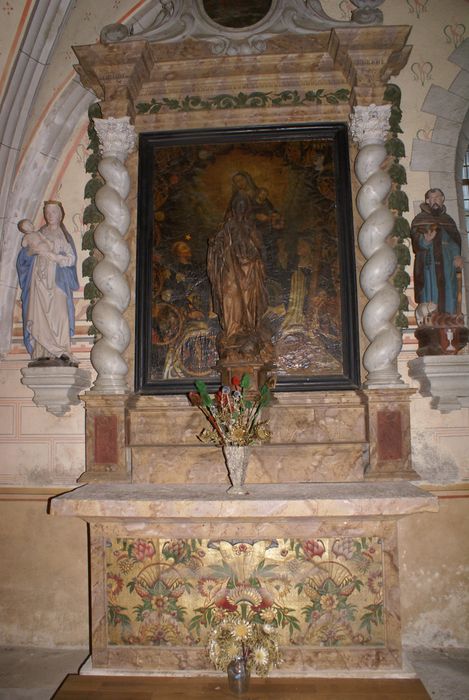 retable du Rosaire,  statues : Saint Antoine, Vierge à l’Enfant, Sainte Marguerite, tableau : Remise du Rosaire