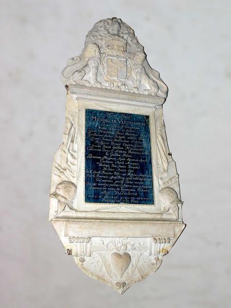 vue générale de la plaque funéraire de Michel de Verthamon - © Ministère de la Culture (France), Conservation des antiquités et des objets d'art du Loir-et-Cher, tous droits réservés 