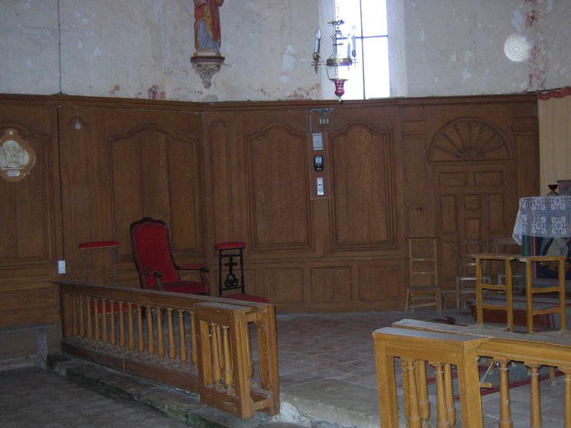 vue générale des lambris de revêtement, clôture de choeur (table de communion)