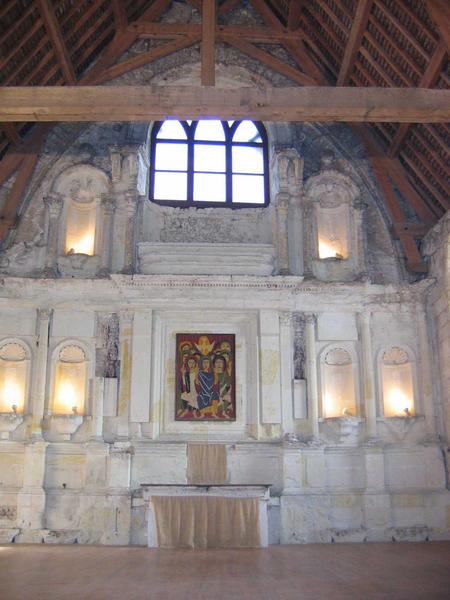 église Saint-Pierre : vue générale du choeur