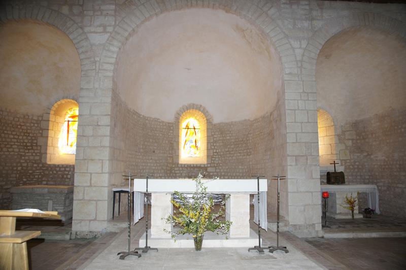 église Saint Pierre : vue générale du choeur