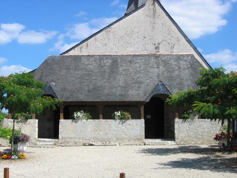 église Saint-Etienne : vue générale du porche, façade occidentale