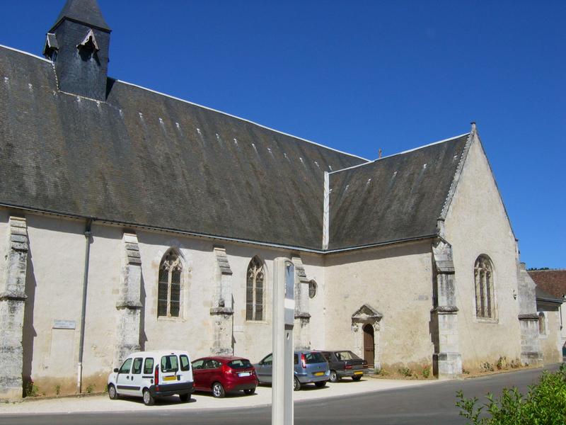 église Saint-Hilaire : vue partielle, façade Sud