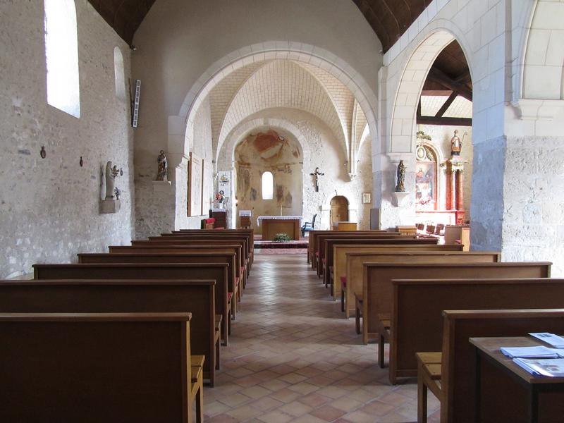 Eglise Saint Martin : vue générale du bas-côté nord