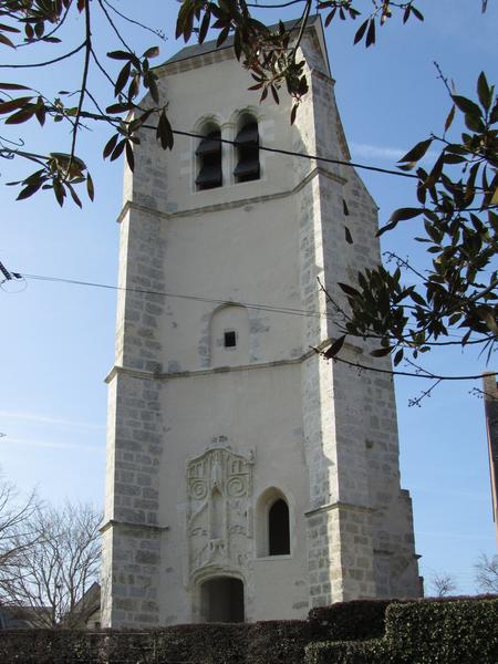 Ancienne église de Saint-Aignan d'Herbilly : vue générale du clocher