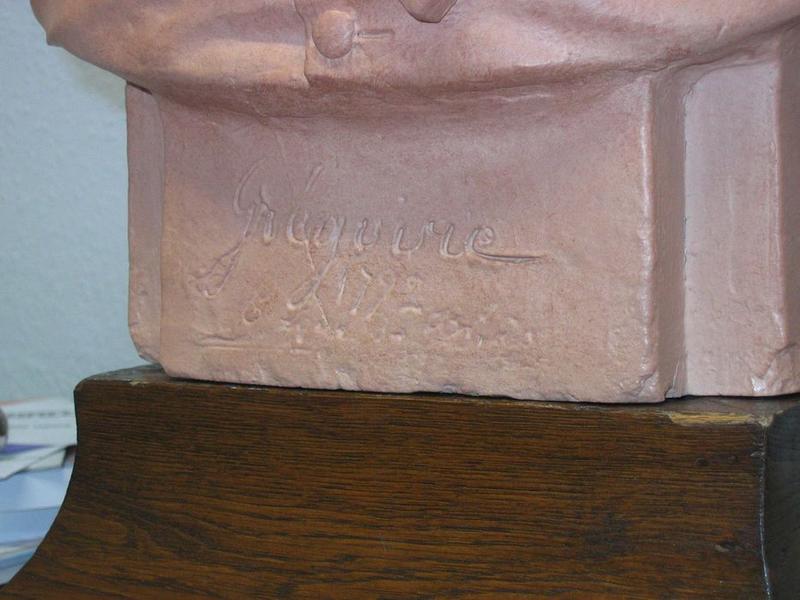 buste de l'abbé Grégoire, détail du socle