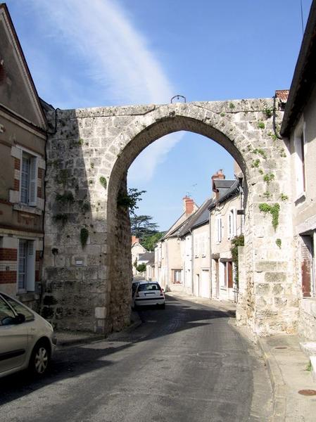 porte de ville, vue générale