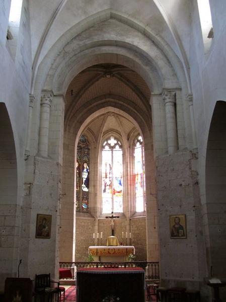 Eglise Saint-Pierre : vue générale du choeur