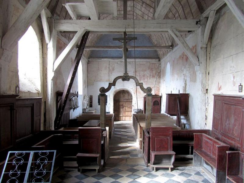 Eglise Saint-Jean : vue générale de la nef