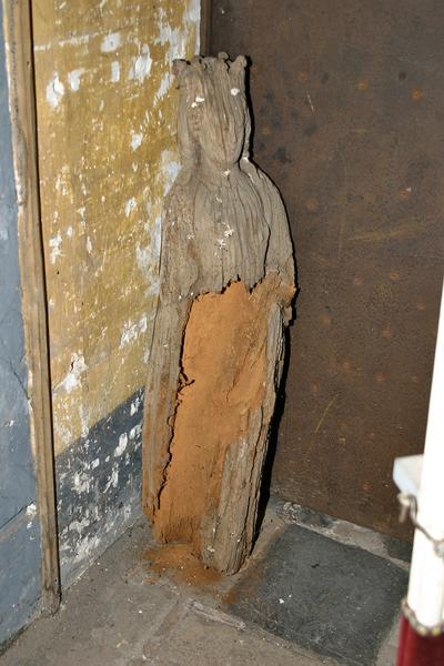 statue : Vierge, vue générale - © Ministère de la Culture (France), Conservation des antiquités et des objets d'art du Loir-et-Cher, tous droits réservés