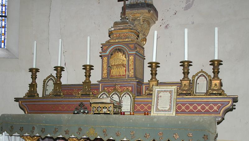 tabernacle et gradin du maître-autel, vue générale